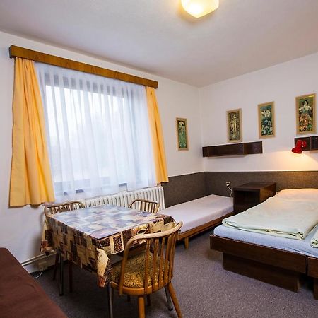 Apartman Braun ロキトニツェ・ナト・イゼロウ エクステリア 写真