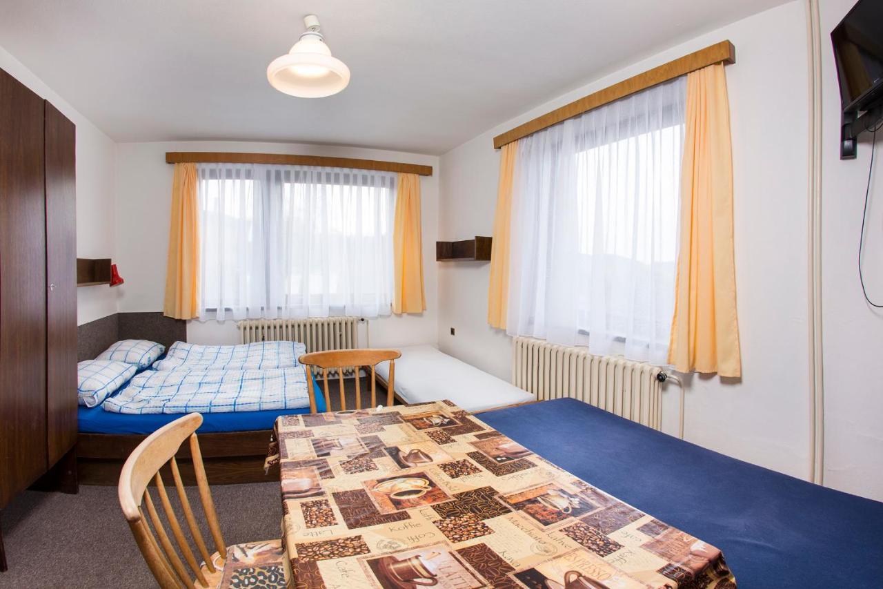Apartman Braun ロキトニツェ・ナト・イゼロウ エクステリア 写真
