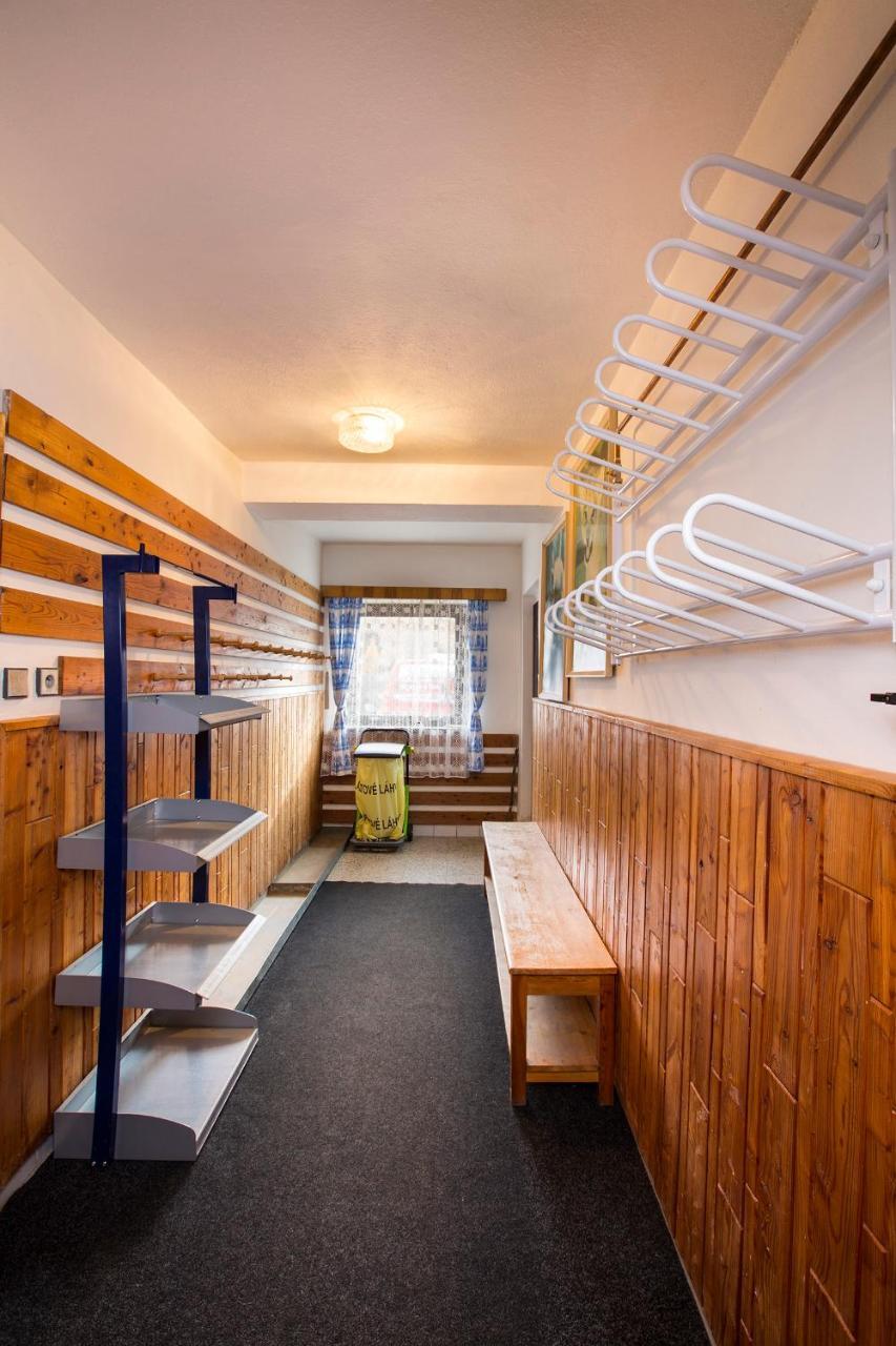 Apartman Braun ロキトニツェ・ナト・イゼロウ エクステリア 写真
